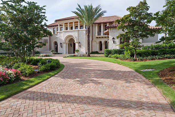 Best Affordable Driveway Pavers  in Wellston, MO